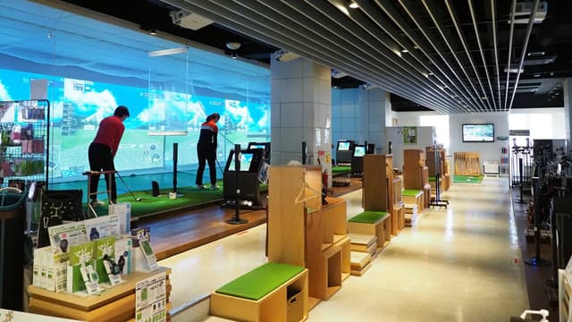 BUZZ GOLF THE LESSON STUDIO 六甲道店
